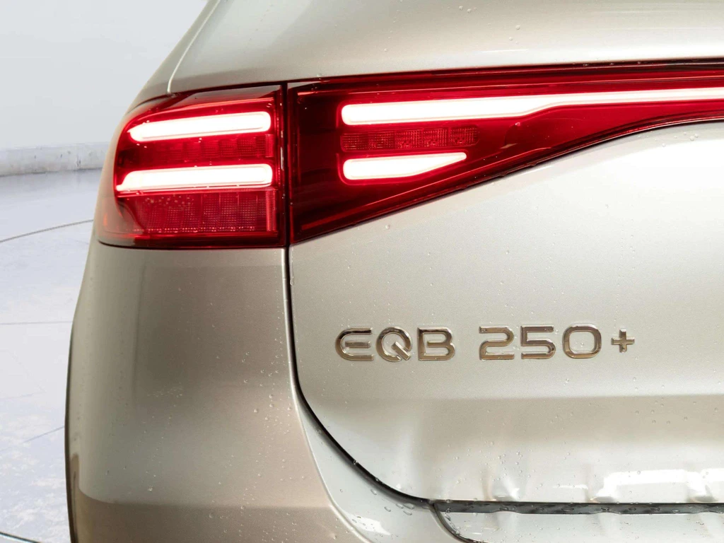 Mercedes-Benz EQB – foto 26