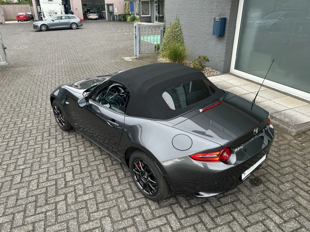 Mazda MX-5 – foto 11