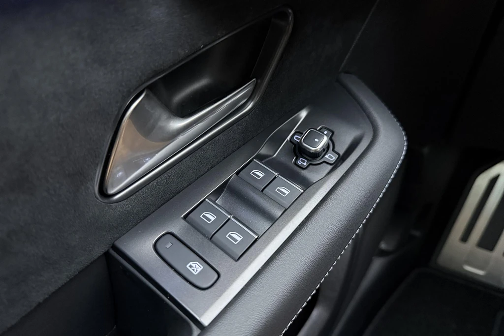 Opel Grandland – foto 21