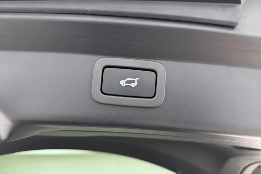 Jaguar I-PACE – foto 13