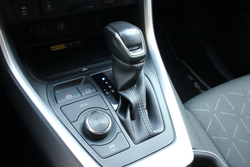 Toyota RAV4 – foto 12