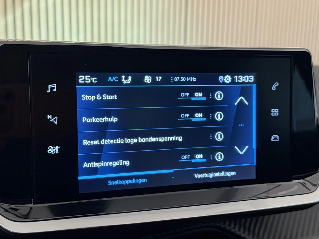 Peugeot 208 – foto 22