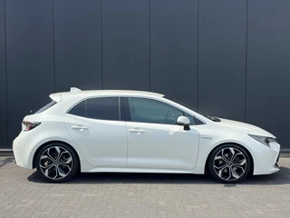 Toyota Corolla – thumbnail 3