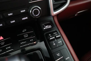 Porsche Cayenne – thumbnail 55