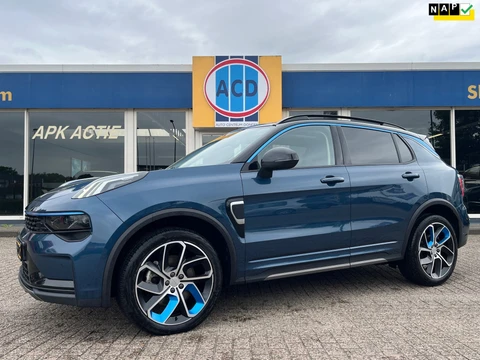 Lynk & Co 01 1.5 261pk PHEV 7DCTH | Orig.NL | PanoramaDak | 360 graden Camera | Carplay |