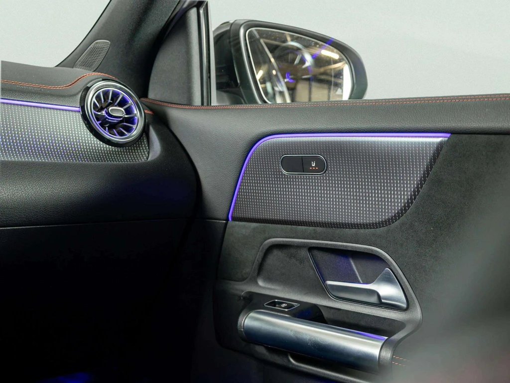 Mercedes-Benz EQA – foto 32