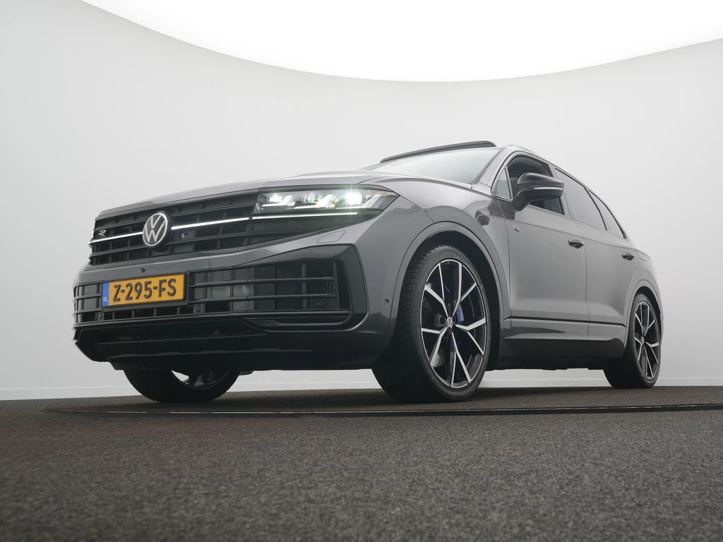 Volkswagen Touareg – foto 2