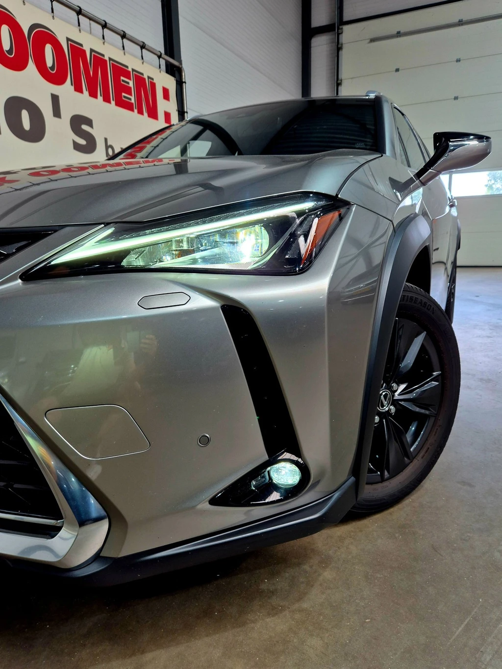 Lexus UX – foto 3