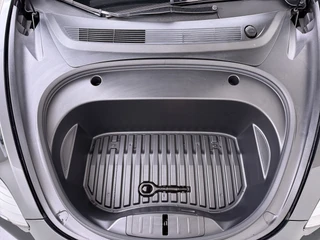 Tesla Model 3 – thumbnail 32
