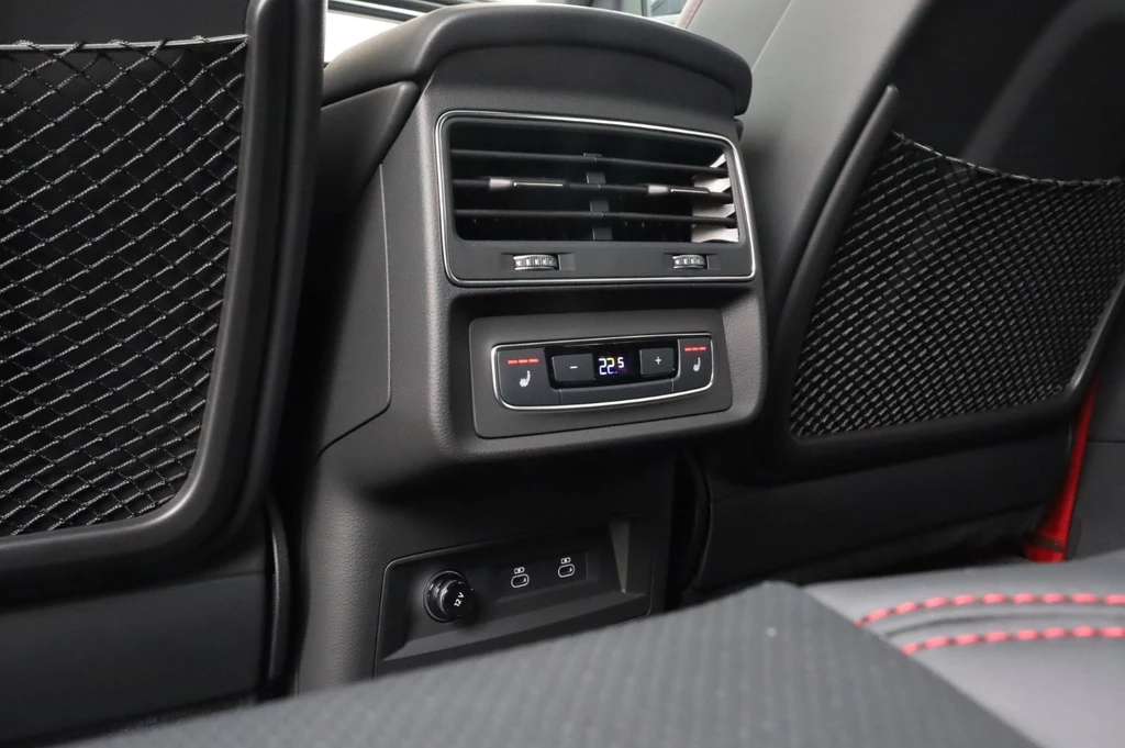 Audi Q8 – foto 26