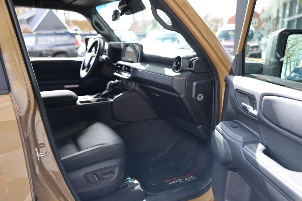 Toyota Land Cruiser – foto 33