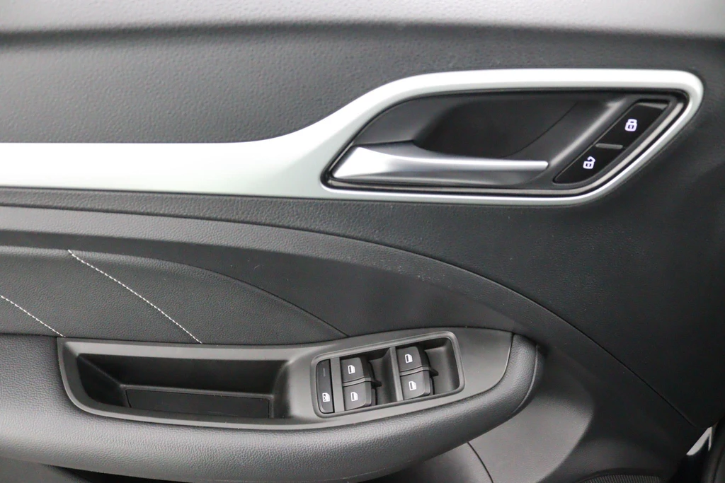 MG ZS EV – foto 29
