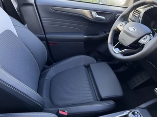Ford Kuga – thumbnail 17