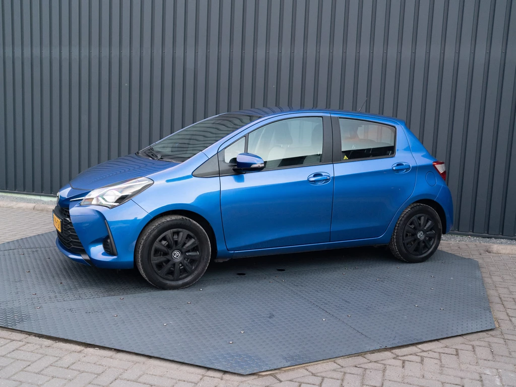 Toyota Yaris – foto 2