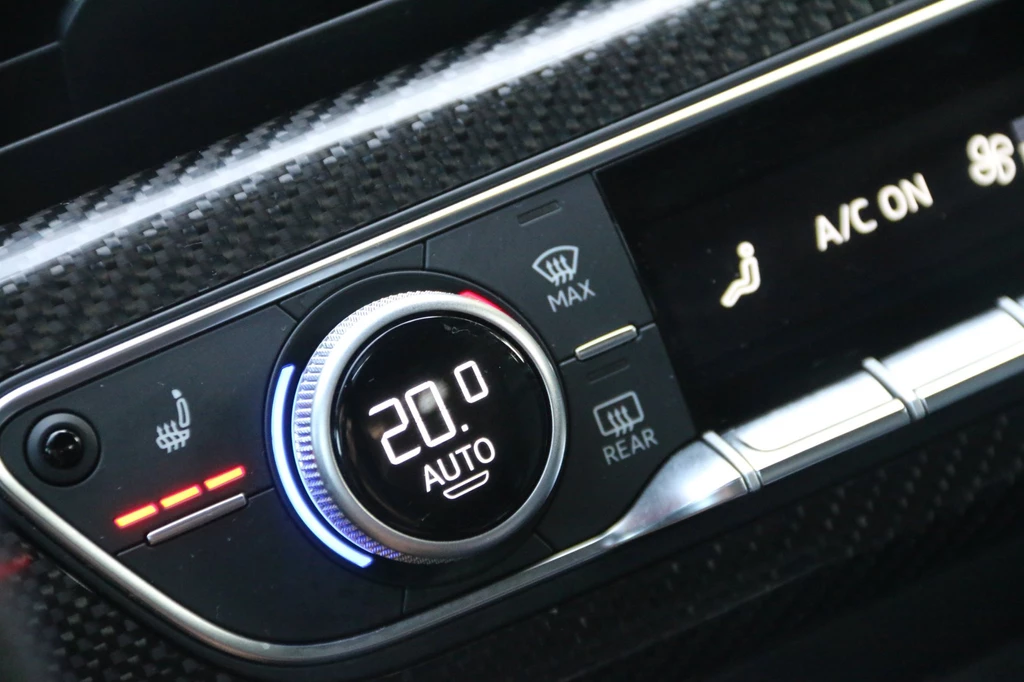 Audi RS4 – foto 17