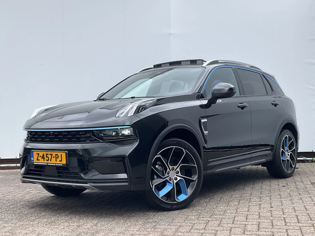Lynk & Co 01 – foto 1