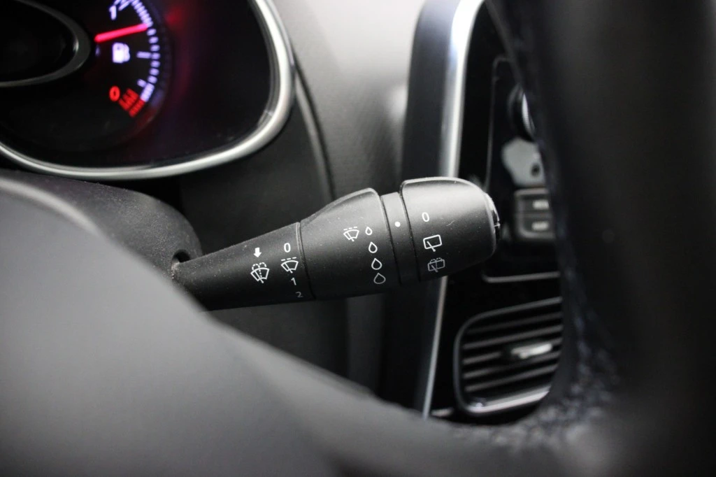 Renault Clio – foto 24