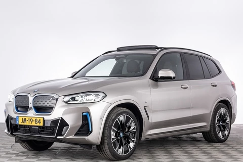 BMW iX3 High Executive M-Sport 80 kWh *SOH 99%* PANORAMADAK | harman/kardon | Head-Up -HEMELVAART OPEN!-