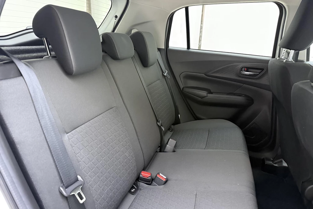 Suzuki Swift – foto 12