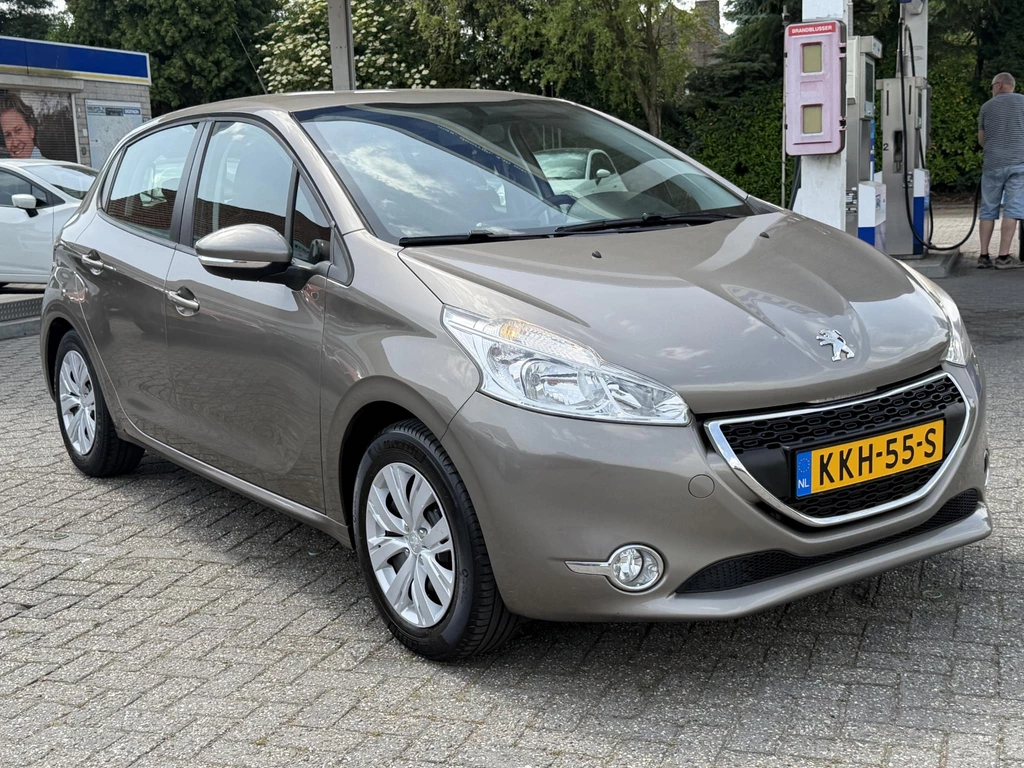 Peugeot 208 – foto 10
