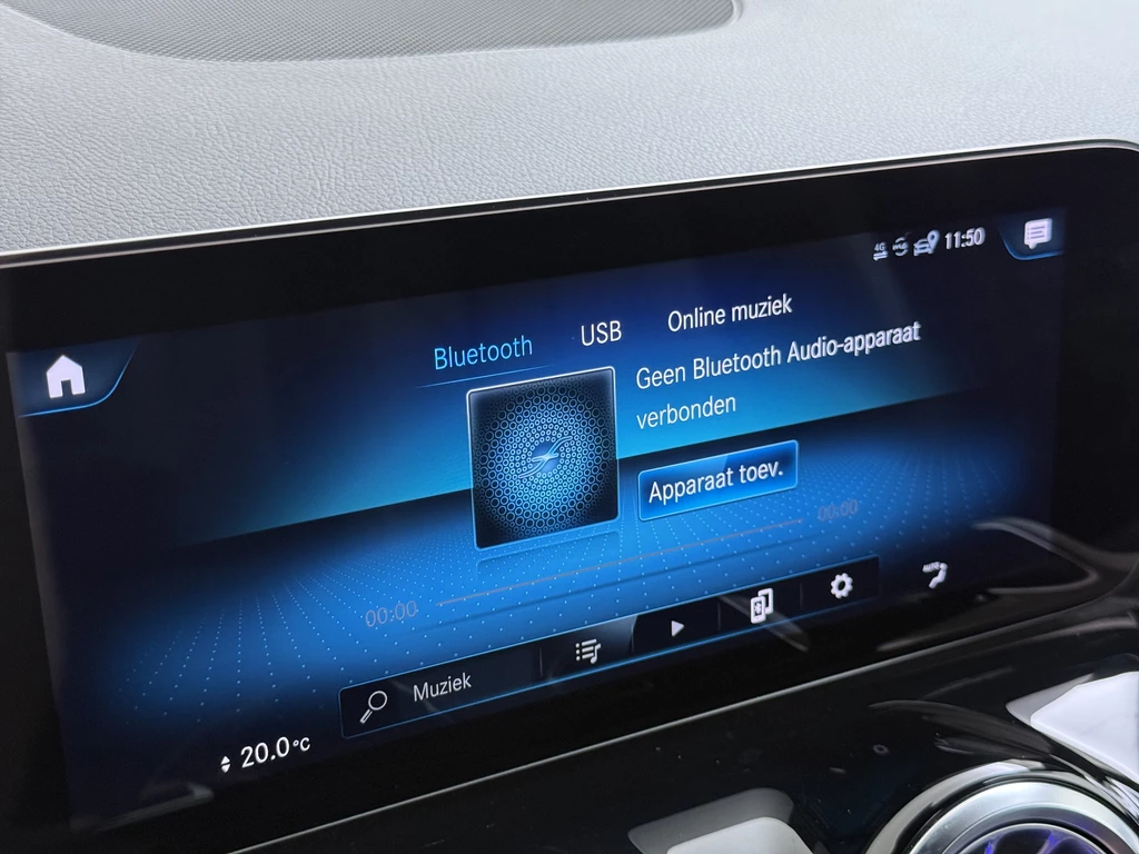 Mercedes-Benz EQA – foto 21