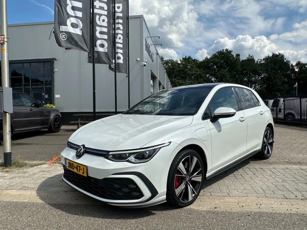 Volkswagen Golf – foto 1
