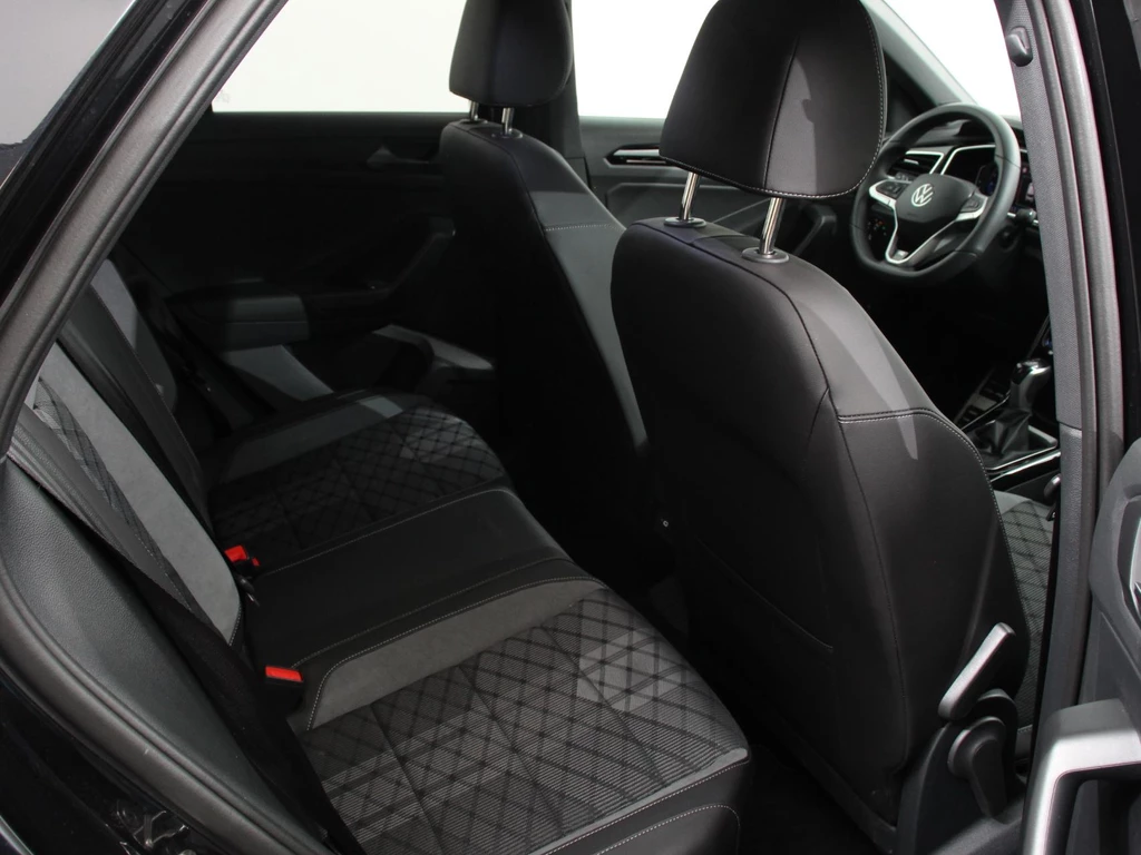 Volkswagen T-Roc – foto 14