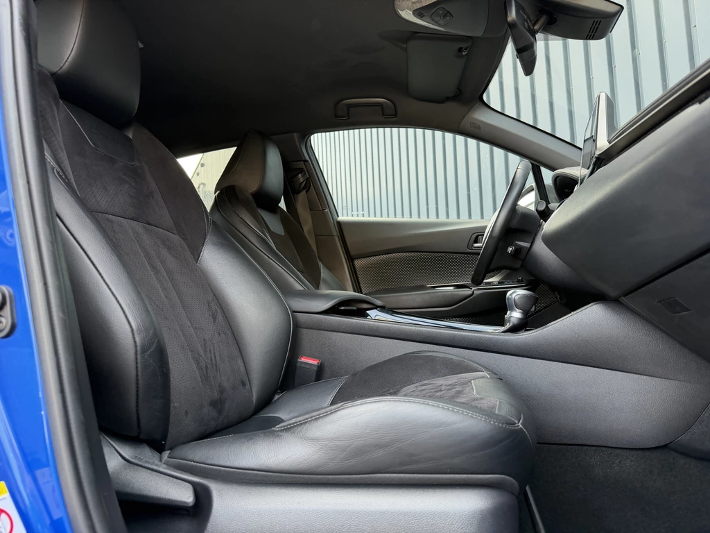 Toyota C-HR – foto 19