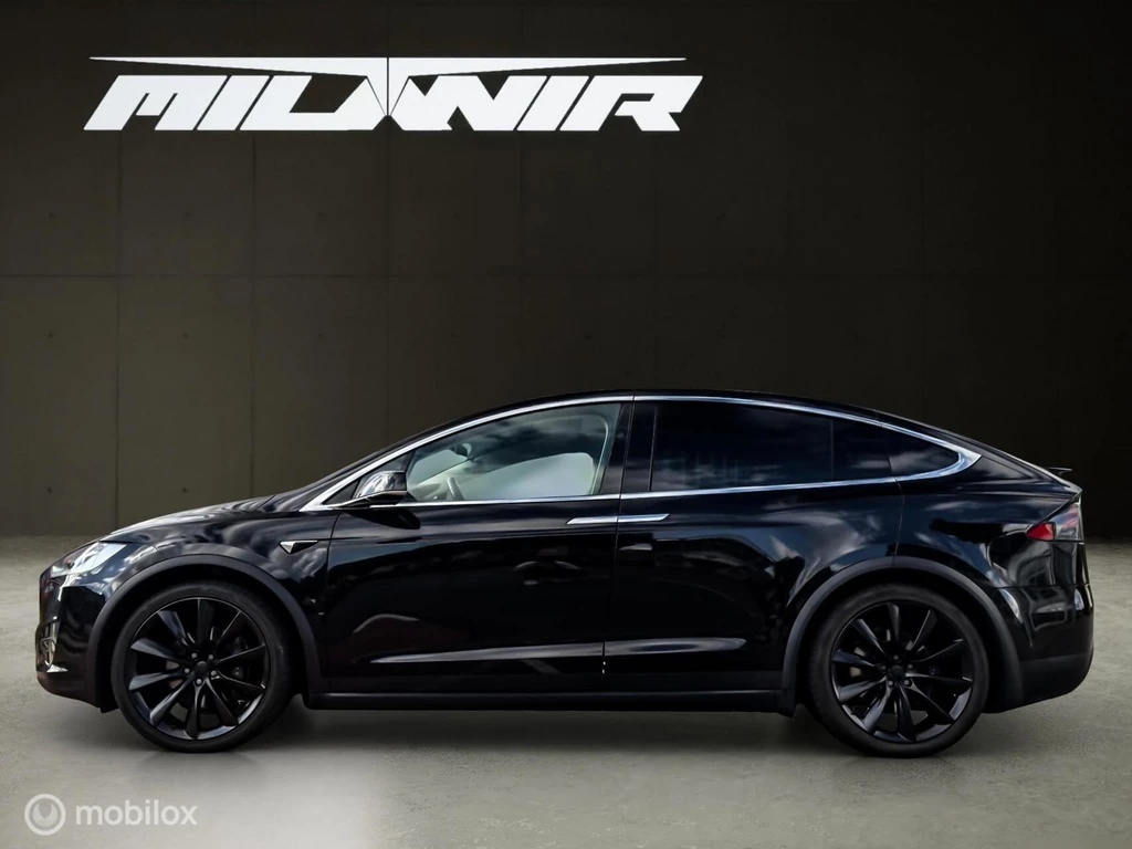 Tesla Model X – foto 3