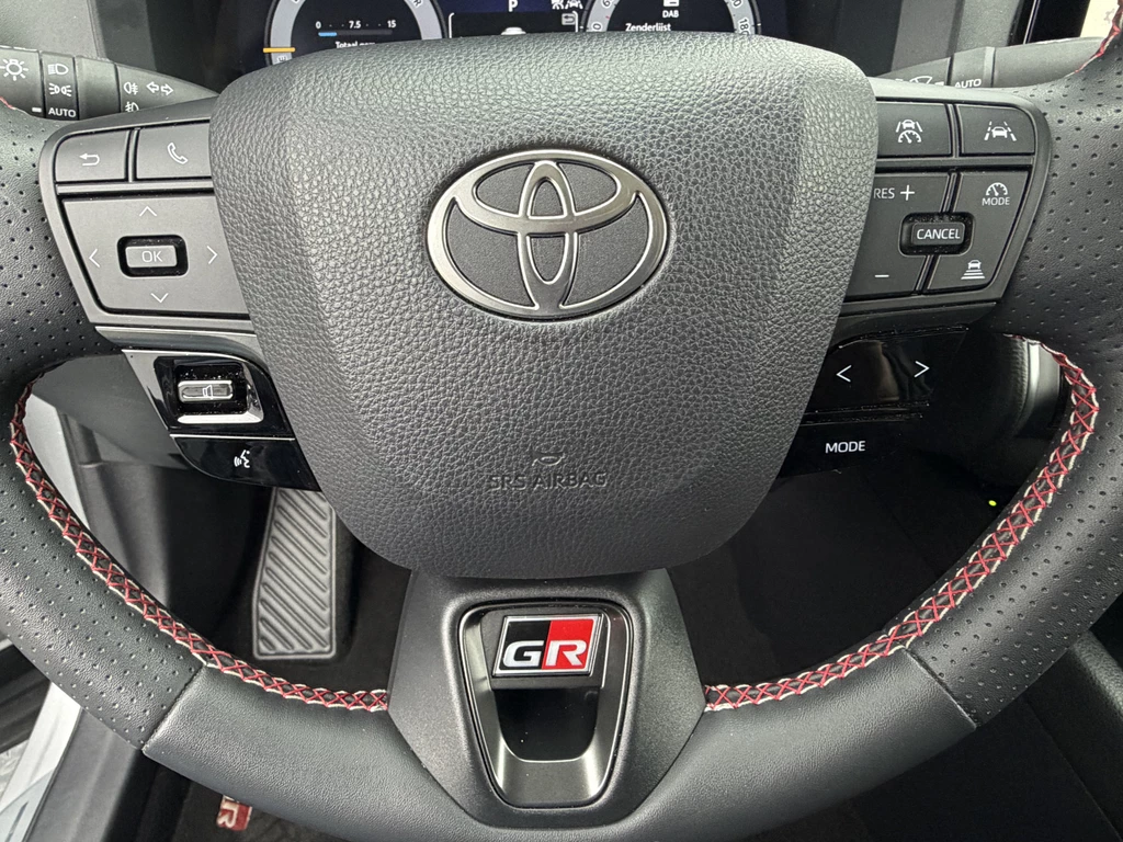 Toyota C-HR – foto 21