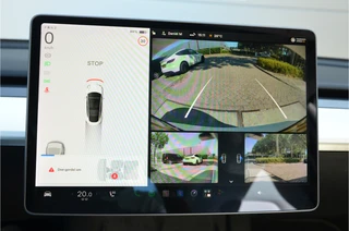 Tesla Model 3 – thumbnail 25