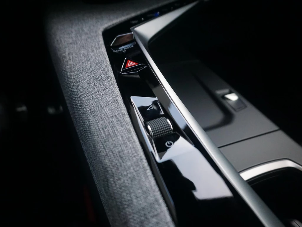 Peugeot e-3008 – foto 31