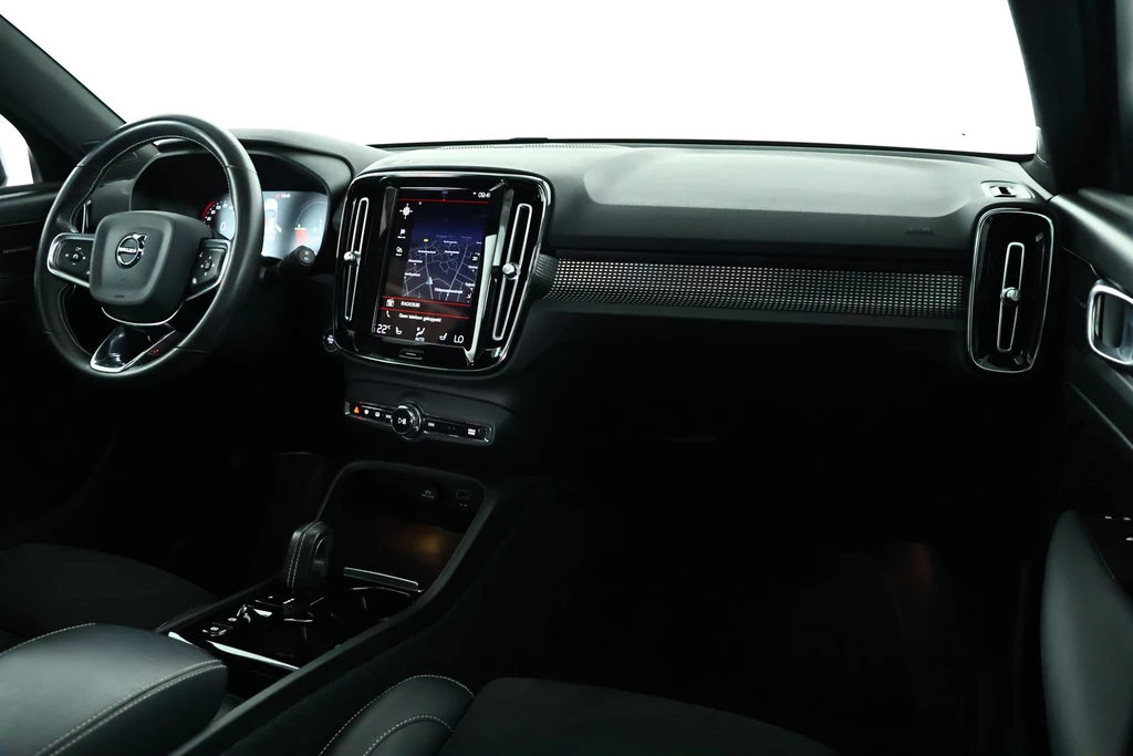 Volvo XC40 – foto 8
