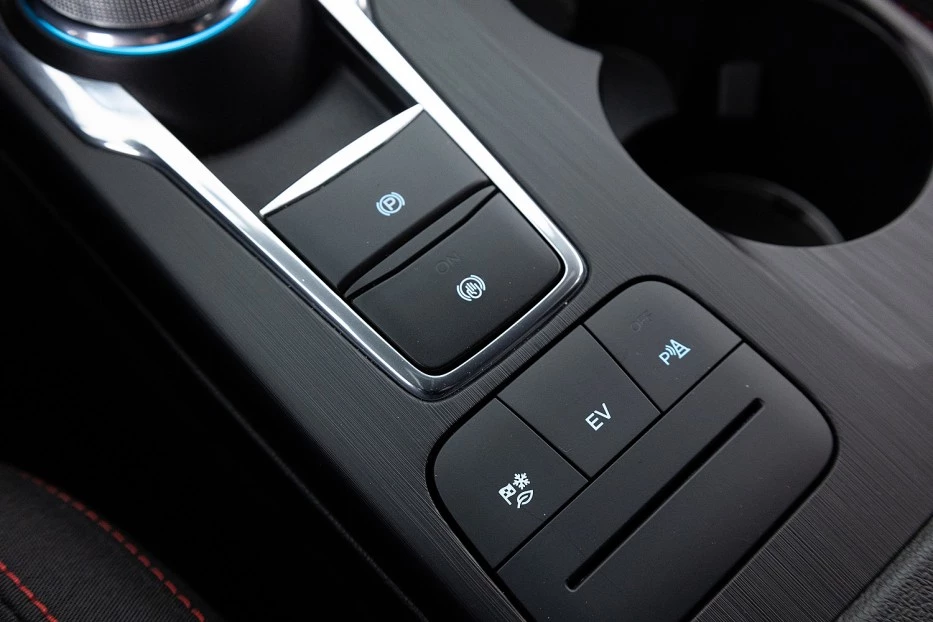 Ford Kuga – foto 21
