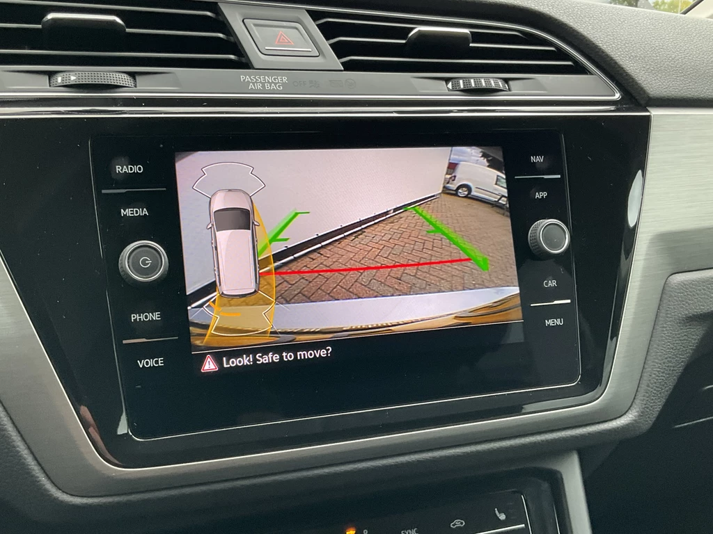 Volkswagen Touran – foto 15