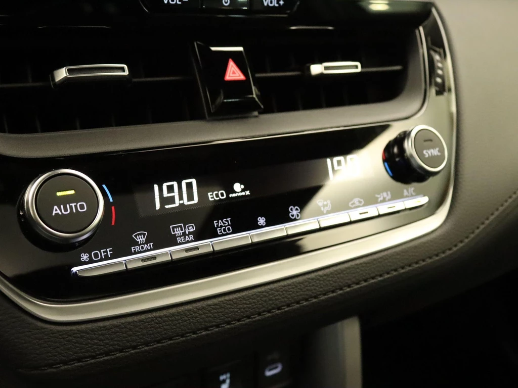 Toyota Corolla Cross – foto 34