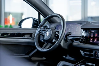 Porsche Cayenne – thumbnail 18