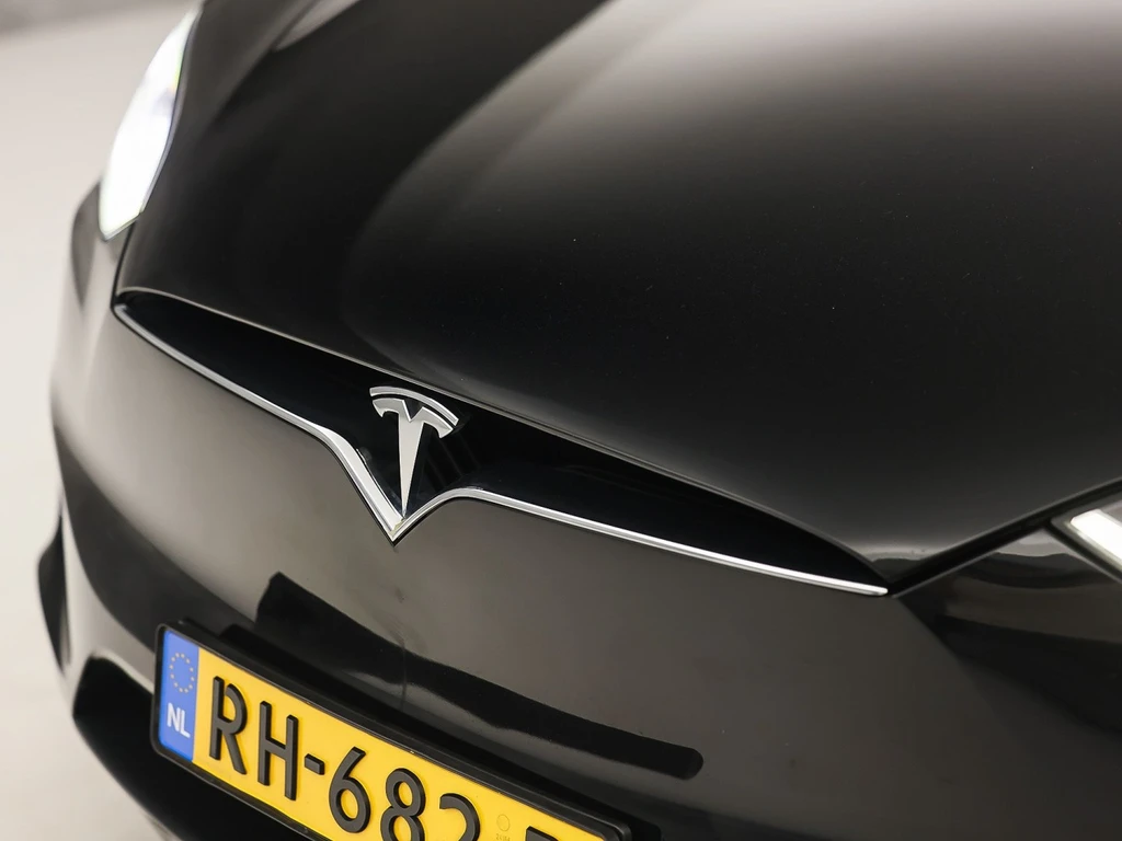 Tesla Model X – foto 30