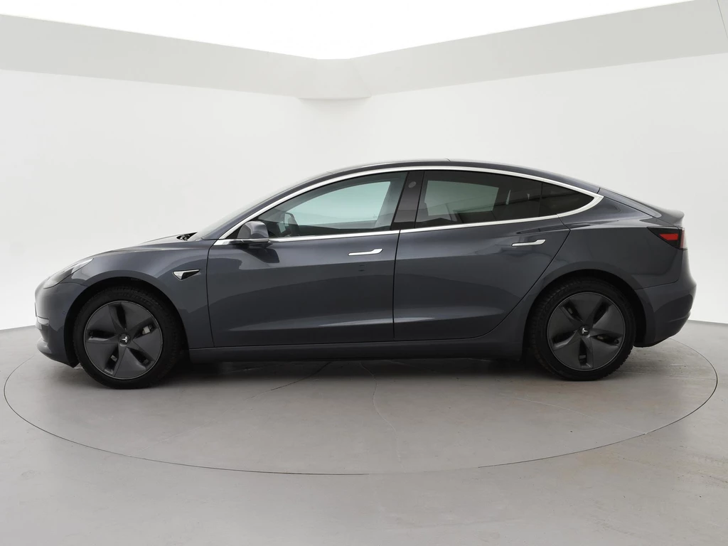 Tesla Model 3 – foto 2