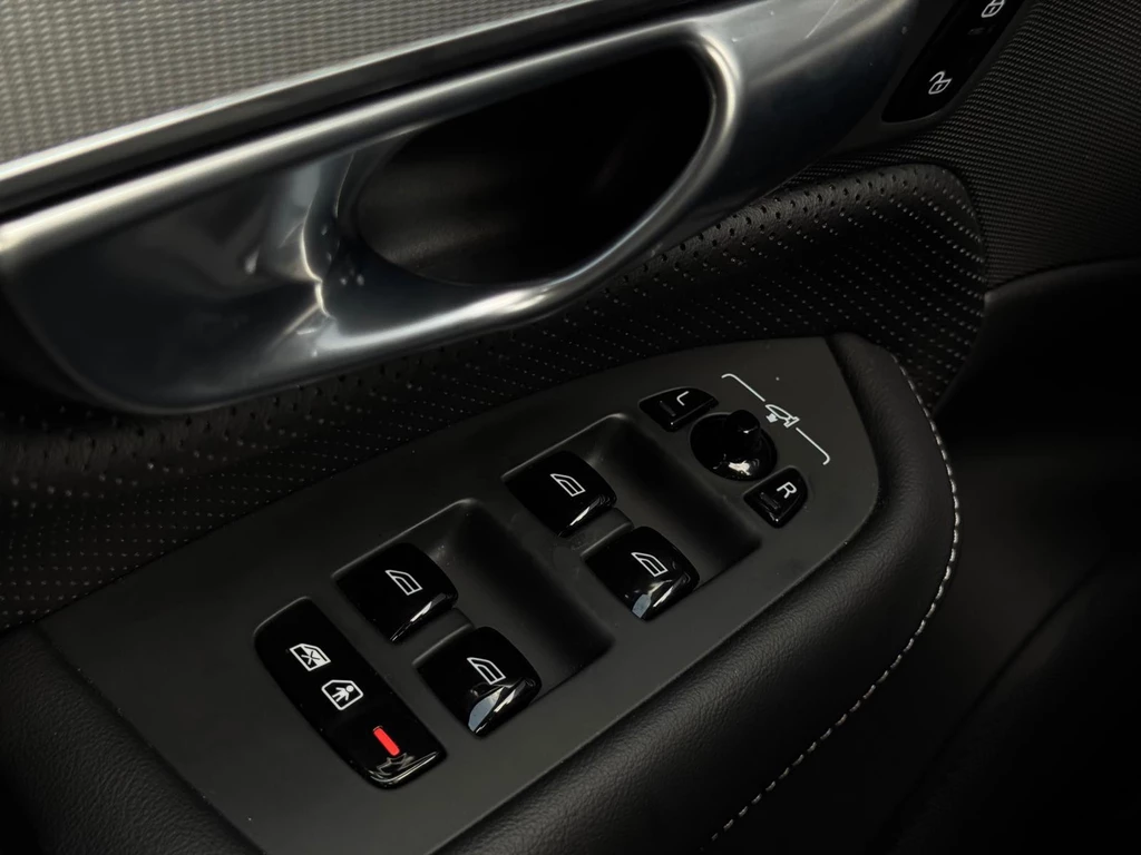 Volvo XC90 – foto 34