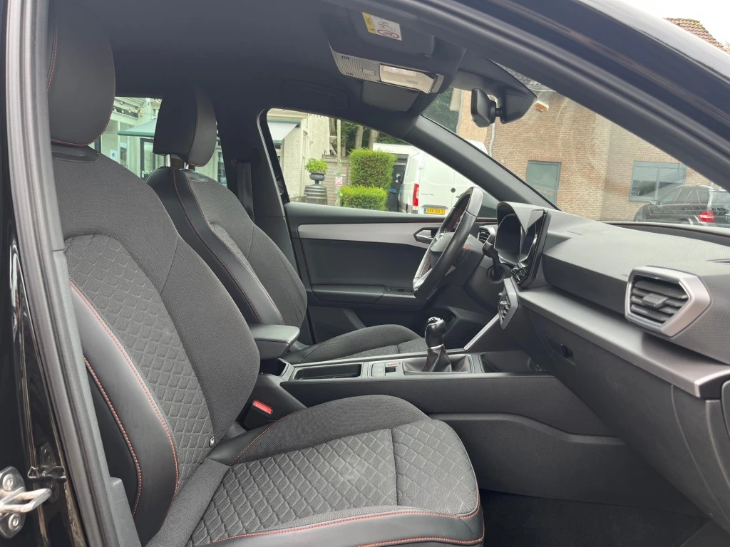 SEAT Leon – foto 8