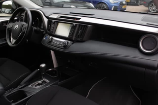 Toyota RAV4 – thumbnail 16