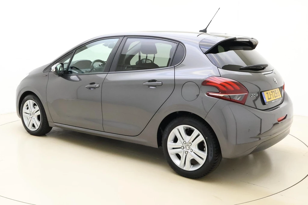 Peugeot 208 – foto 3