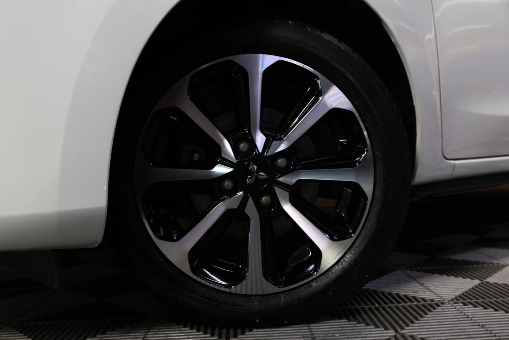Mitsubishi Space Star – foto 10
