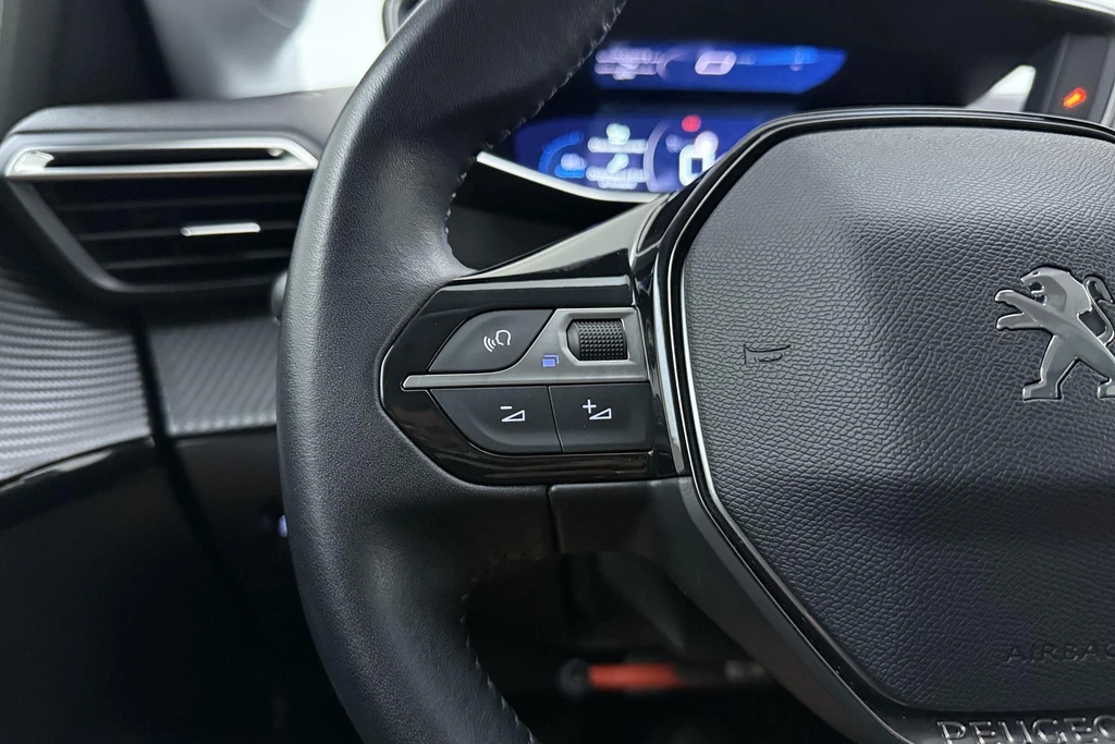 Peugeot 208 – foto 18
