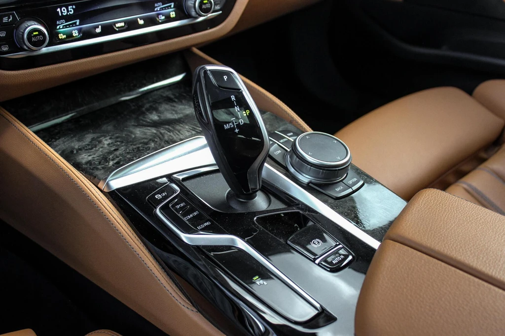 BMW 5 Serie – foto 36