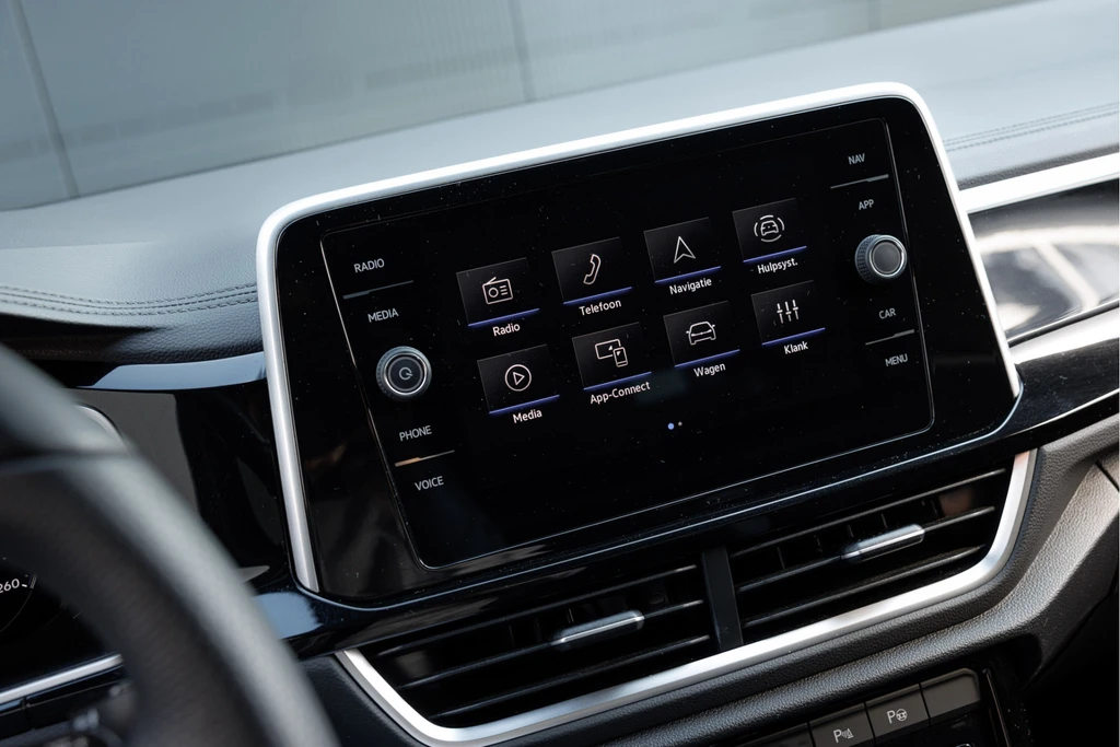 Volkswagen T-Roc – foto 18