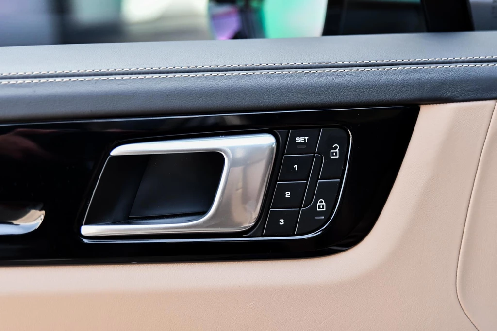 Porsche Cayenne – foto 16