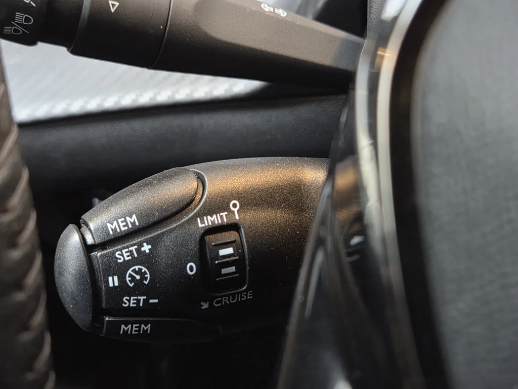 Peugeot 208 – foto 29