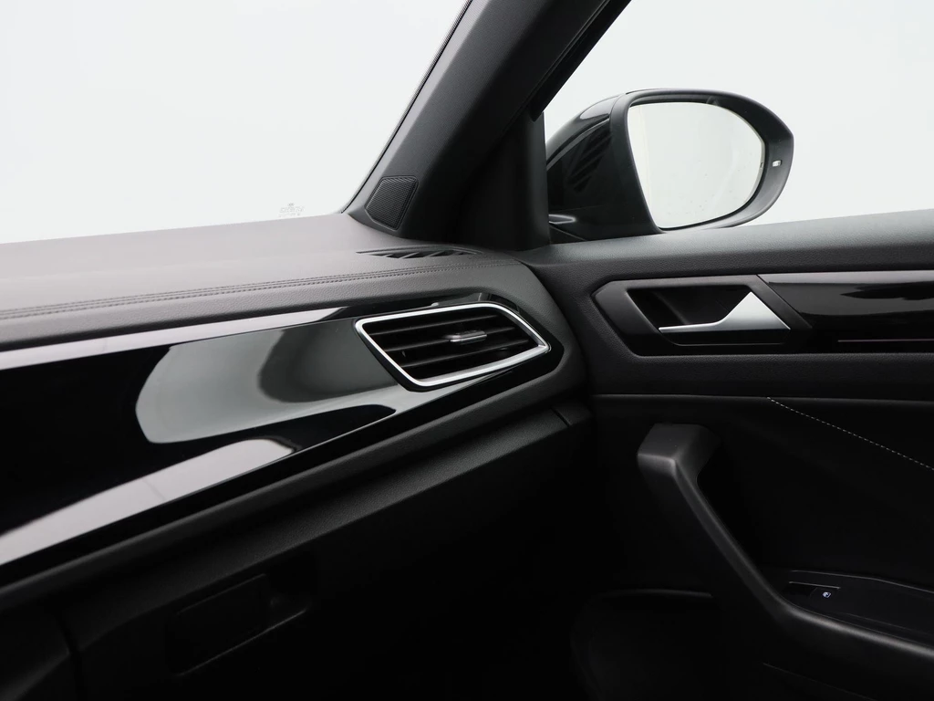Volkswagen T-Roc – foto 33